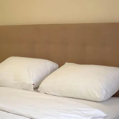 2-кімнатні біля лікарні пантелеймона, новобудова Apartmán